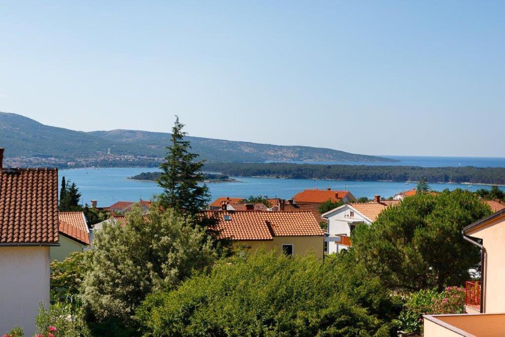 Apartmani Braut Kornić Exterior foto