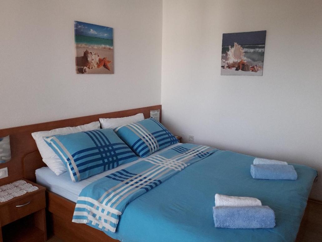 Apartmani Braut Kornić Exterior foto